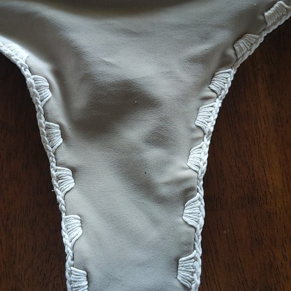 Tan posh Pua bikini set - Picture 2 of 4